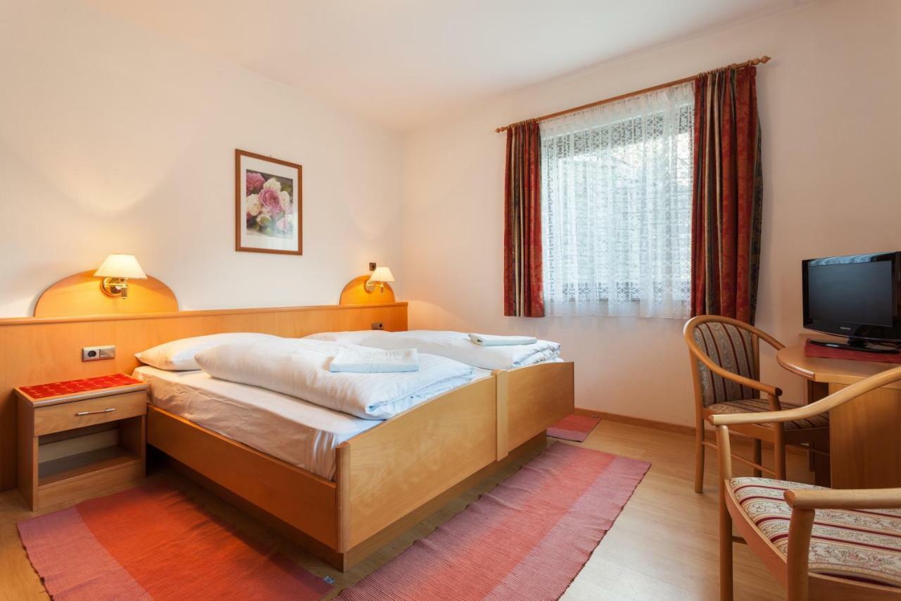 ペルカ Haus Peskoller Bed & Breakfast エクステリア 写真